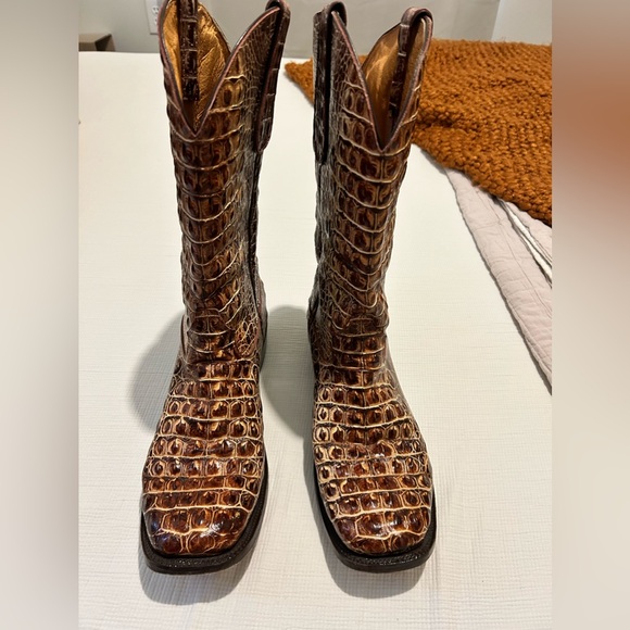 Men’s gator square toe cowboy boots, size 13.5. TTS - Picture 2 of 6